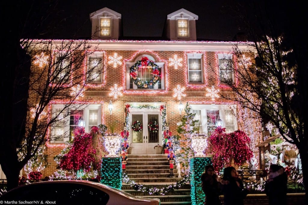Como visitar as casas decoradas de Natal no Brooklyn (Dyker Heights)